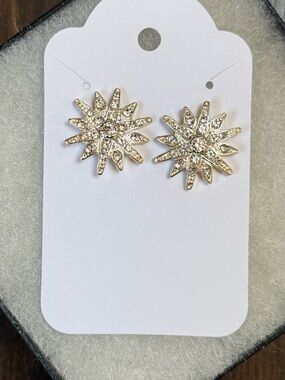 Vintage Sparkling Starburst Crystal Stud Earrings